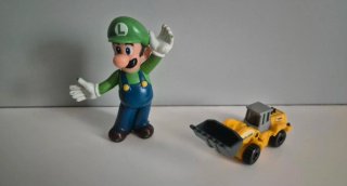 Personaggio Luigi e Mini Escavatore