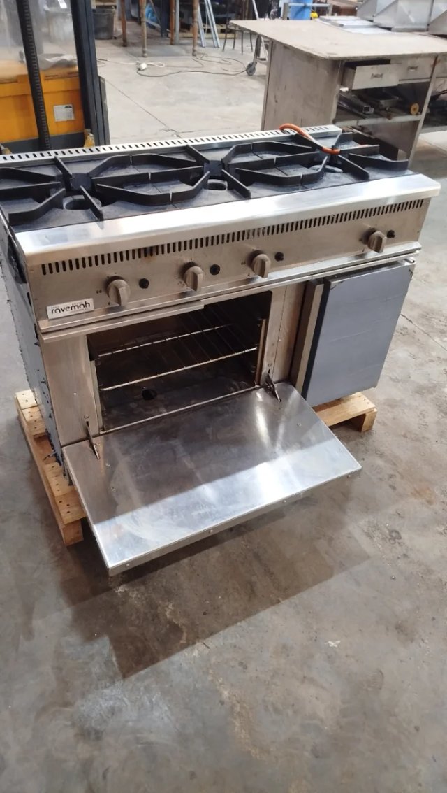 Cocina Industrial con Horno