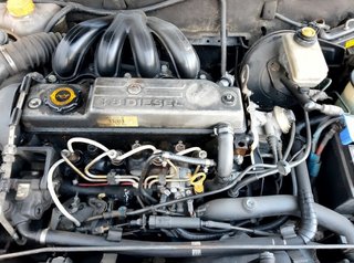 Juego amortiguadores delantero ford fiesta 1104822