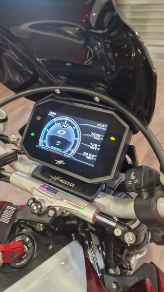 MV Agusta Brutale 800 RR Roja y Blanca