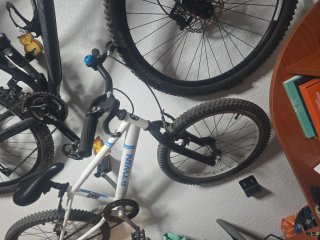 Bicicleta infantil B'TWIN 20 pulgadas
