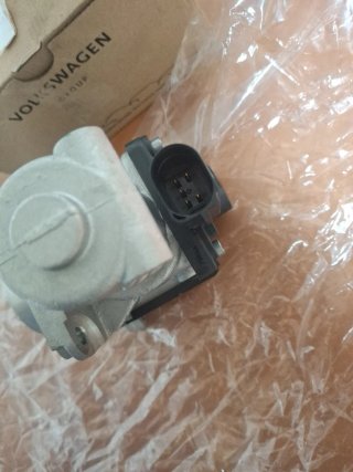 Válvula EGR Volkswagen 03G131502B NUEVA