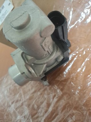 Válvula EGR Volkswagen 03G131502B NUEVA