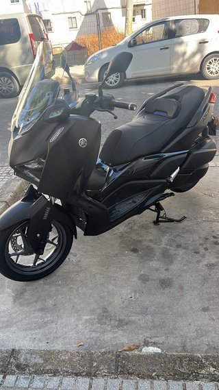 Yamaha xmax año 2025