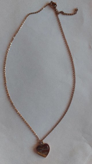 Collana Mewo con ciondolo a cuore