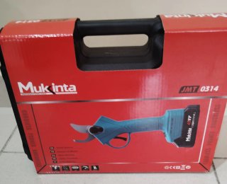 Tijeras de Podar a Batería Mukinta nueva a estrena