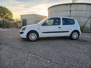 Renault Clio 2002