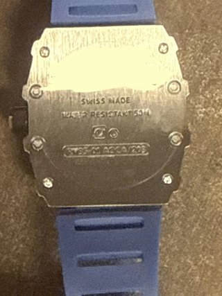 Reloj MOD estilo Rich Mill negro y caucho azul
