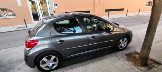 Peugeot 207 2010