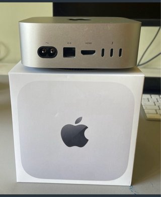 Apple Mac mini m4 16GB RAM 256gb ssd