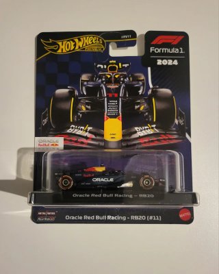 Hot Wheels Premium Oracle Red Bull Racing RB20 f1