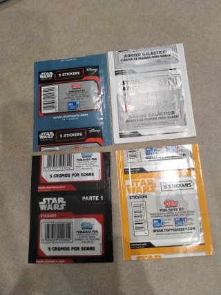 Lote 4 paquetes cromos Star Wars sin abrir