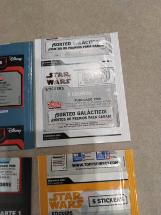 Lote 4 paquetes cromos Star Wars sin abrir