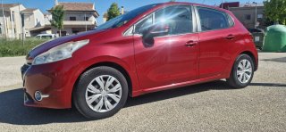 Peugeot 208 2013