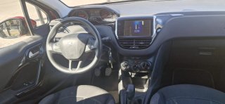 Peugeot 208 2013