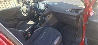 Peugeot 208 2013