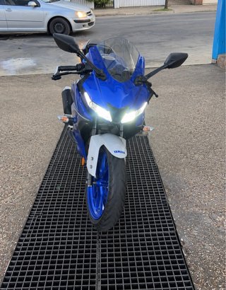 Yamaha YZF R125