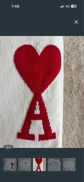 Jersey Ami Paris Blanco con Corazón Rojo