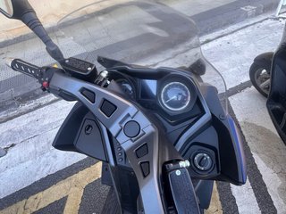 Scooter Mitt 125 Azul
