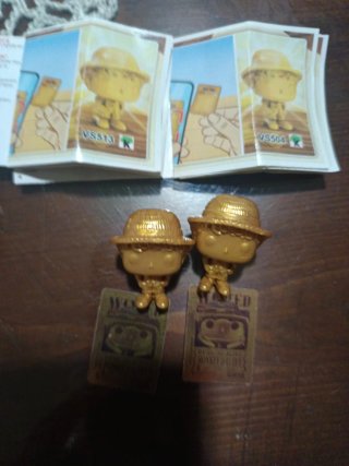 2 Muñecos Kinder One Piece