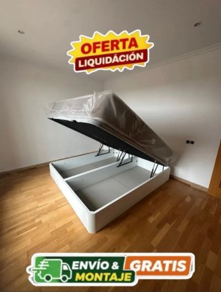 Canapé abatible sin usar y colchones