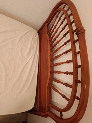 2 camas 105cm + mesita noche madera