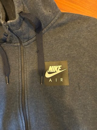 Sudadera Nike con capucha y cremallera
