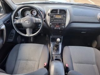 Toyota RAV4 2005