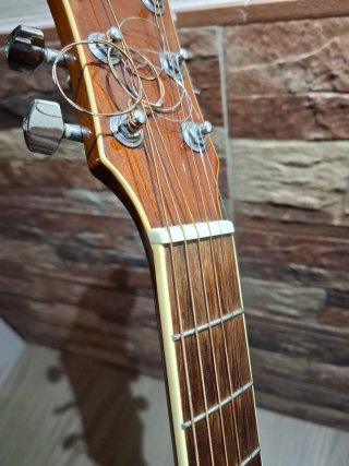 Guitarra Electroacústica StarSun