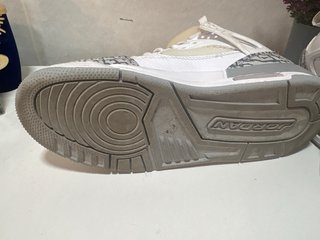 Zapatillas Jordan para niño talla 35,5