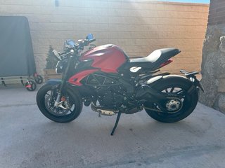 MV Agusta Dragster Rosso A2