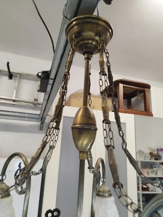 Lámpara de techo antigua