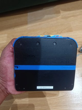 Nintendo 2ds con 35 juegos