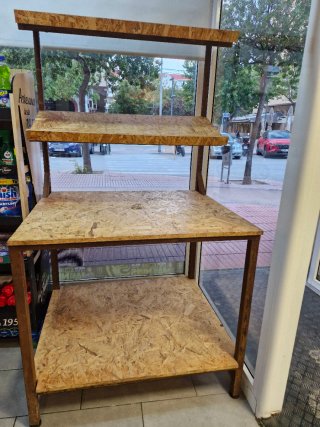 Estantería madera y metal
