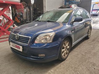 Toyota 17452 faro sin ref avensis berlina 2.2 d-4d