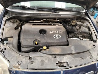 Toyota 17452 faro sin ref avensis berlina 2.2 d-4d