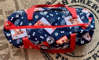 Mochila con estampado de perros
