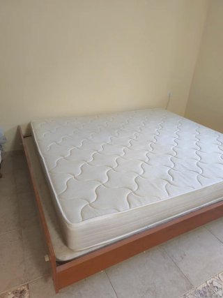 Cama con Colchón de 1,80m