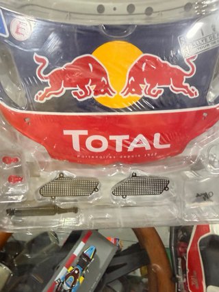 Capô Citroën C4 WRC Loeb - Rallye France 1:8
