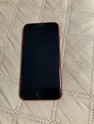 iPhone SE 2020 Rojo y funda de batería extensible