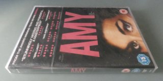 2 DVD Amy Winehouse: The Girl Behind The Name