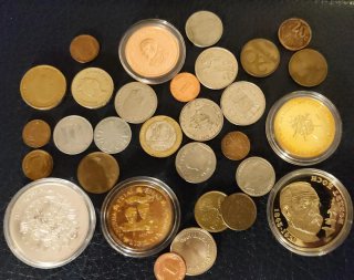 Lote monedas y medallas varios países