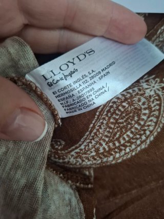 Camiseta Loyd's Estampada Talla M o L amplia