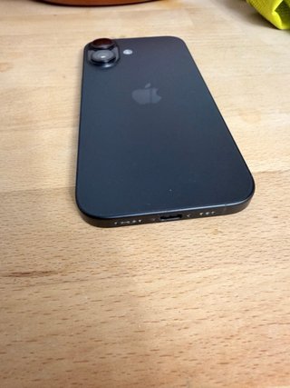 iPhone 16 128GB Negro