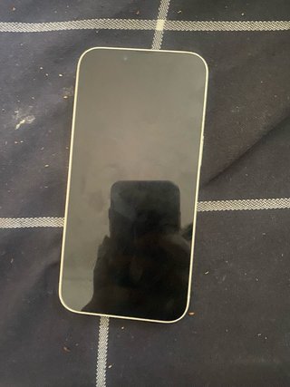 iPhone 14 128GB Buen Estado