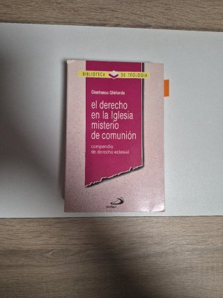 El derecho en la iglesia misterio de comunión c...