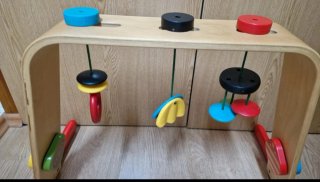 Gimnasio para bebé de madera IKEA