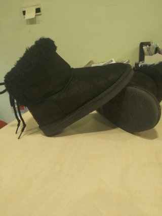 Botas de pelo negras