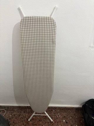Plancha y tabla de planchar