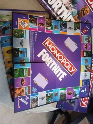 Monopoly Fortnite Edición Juego de Mesa